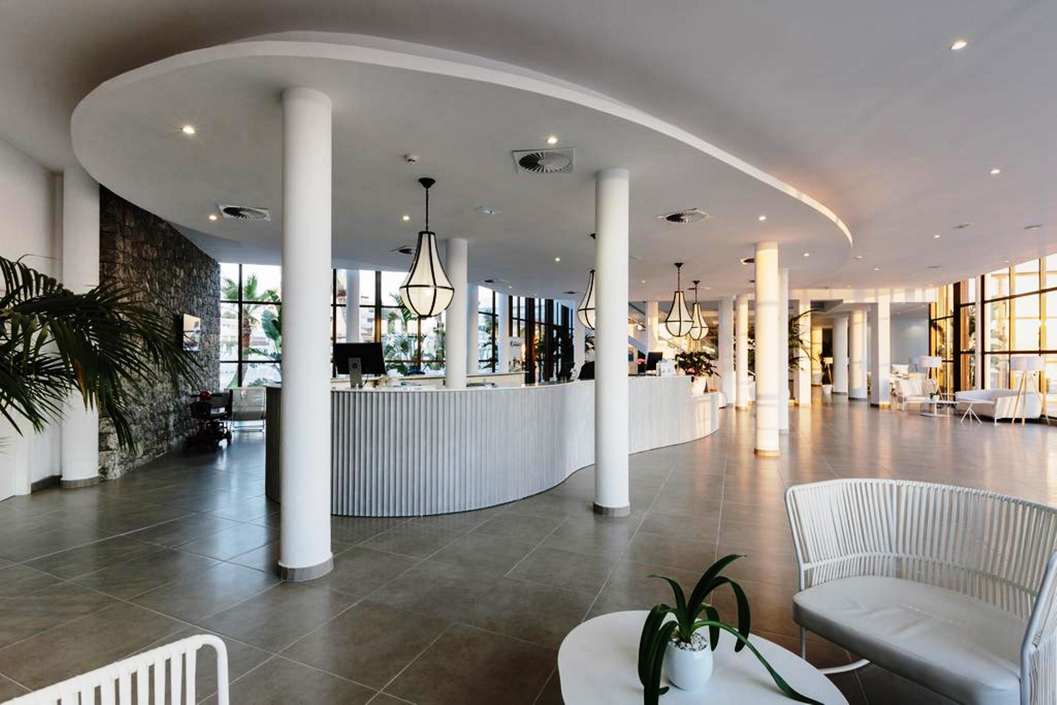 Aluasoul Ibiza - Adults Only Hotel Es Cana