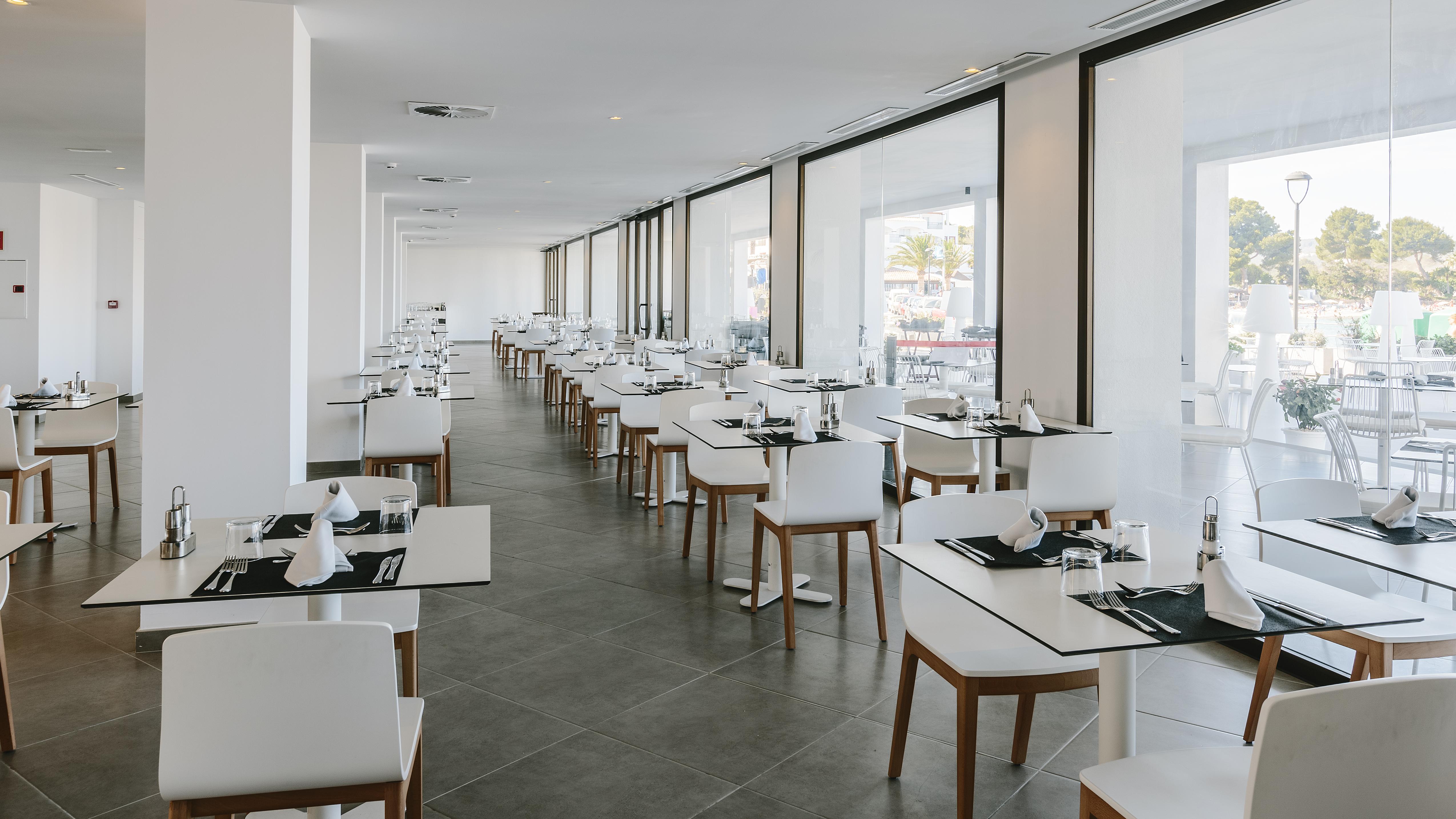 Aluasoul Ibiza - Adults Only Hotel Es Cana